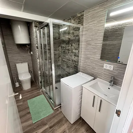 Renovado A 3 Min De La Playa,piscina,wifi,aire,parking,vistas Comunitario Apartamento