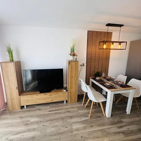 Renovado A 3 Min De La Playa,piscina,wifi,aire,parking,vistas Comunitario Calpe